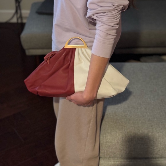 THE VOLON WINE/WHITE GABI HANDBAG - Picture 9 of 13